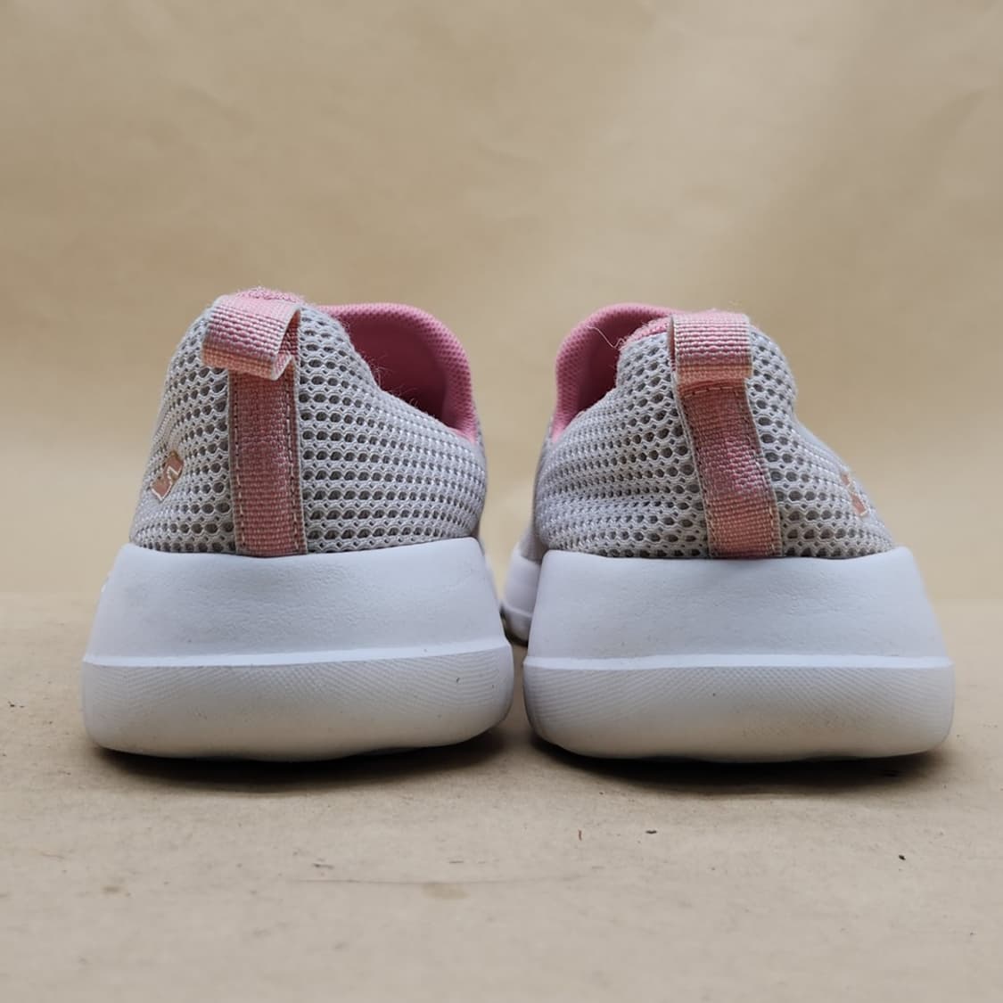 스케쳐스 고워크 조이 여성 슬립온 240 상품이미지4