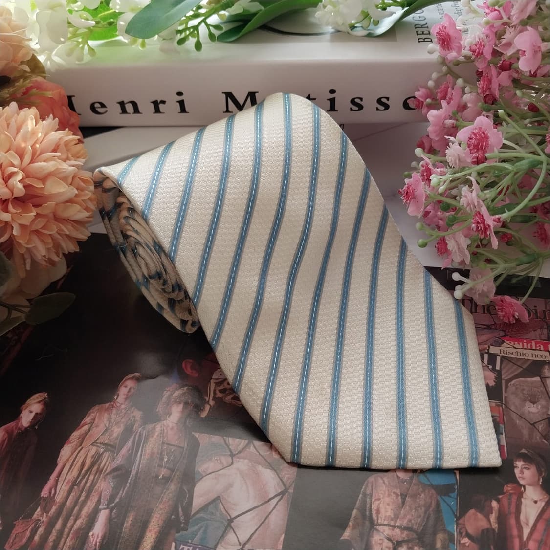 아쿠아스큐텀 실크 스트라이프 넥타이 9.6cm A+~A등급 K1514
 상품이미지2