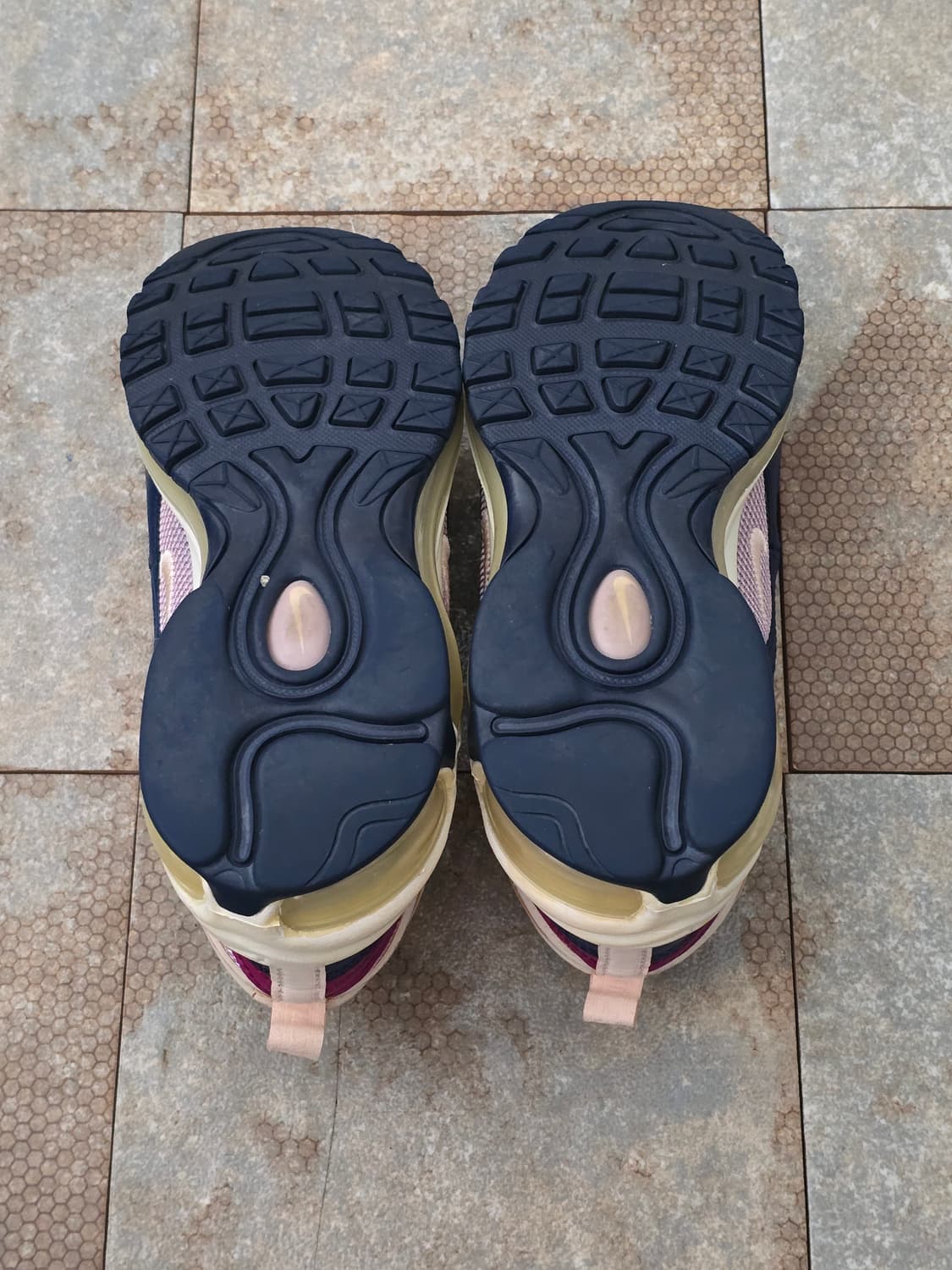 (245)나이키 에어맥스 97 플럼 초크 상품이미지10