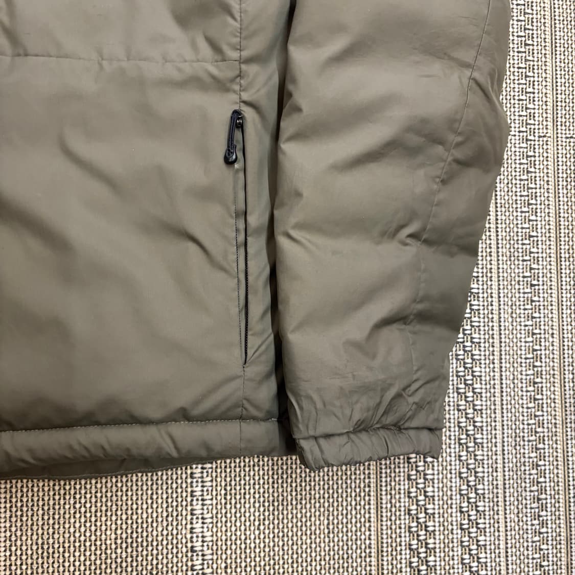 파타고니아 맨즈 스텔스 다우너 자켓 상품이미지4