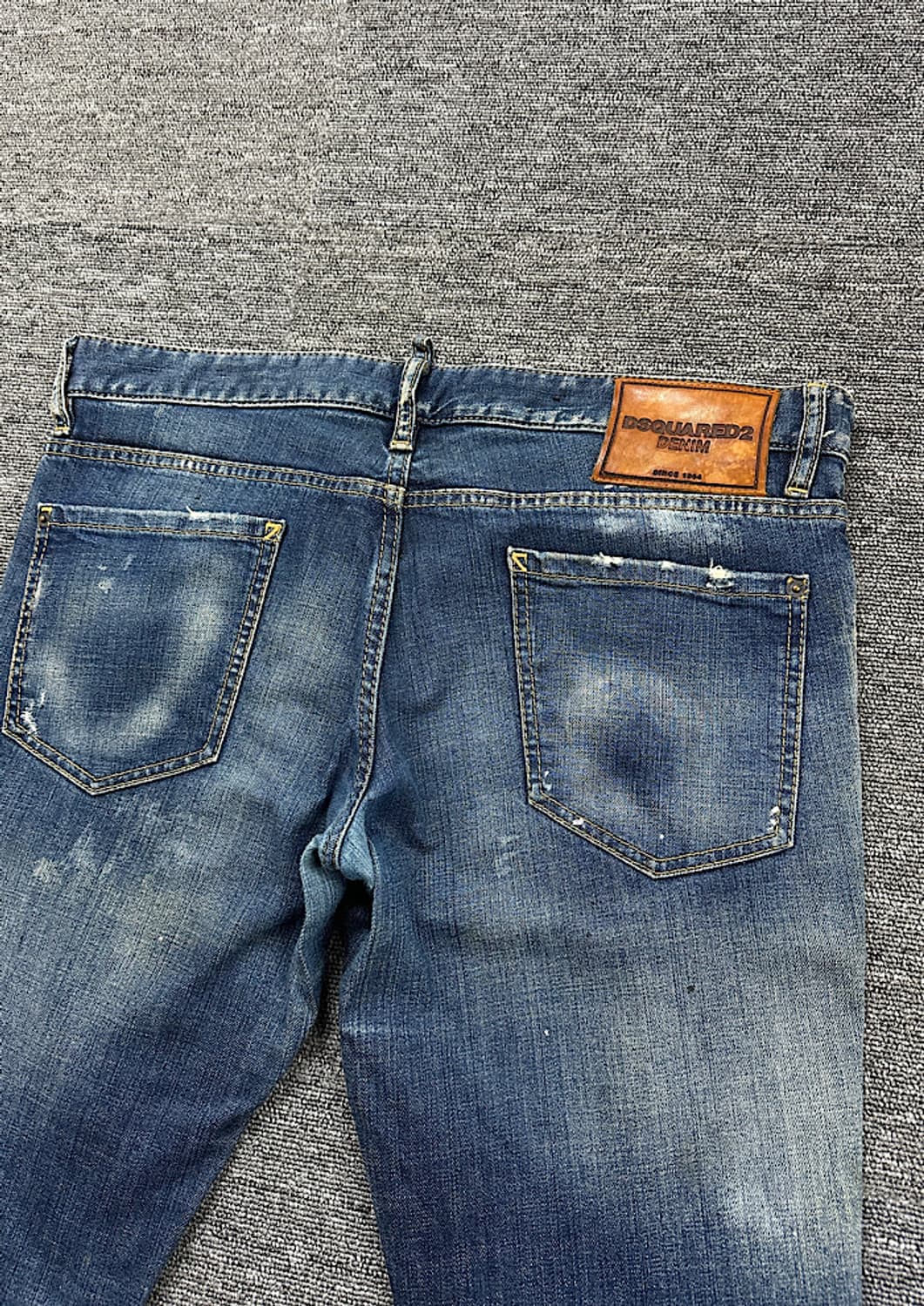 디스퀘어드2 37인치  상품이미지5