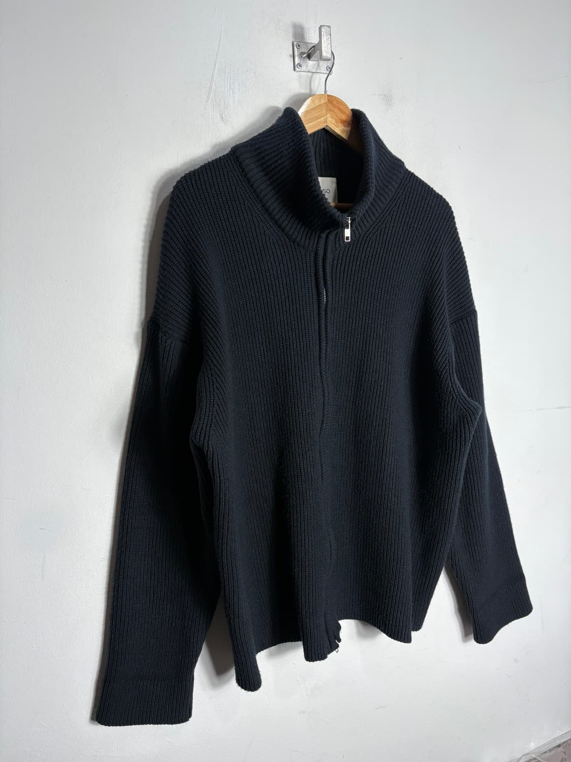 Decoroso 데꼬로소 울 니트 집업 가디건 상품이미지2