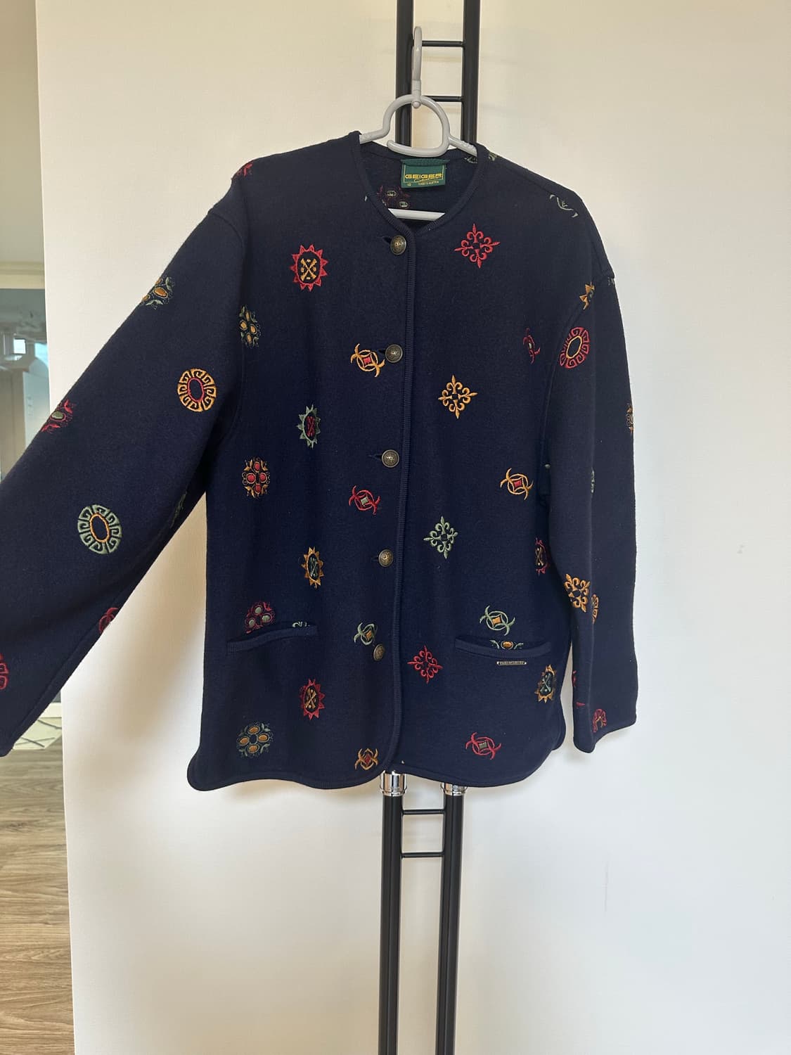 GEIGER 가이거 여성 자수 가디건 오스트리아 - 40사이즈 상품이미지5