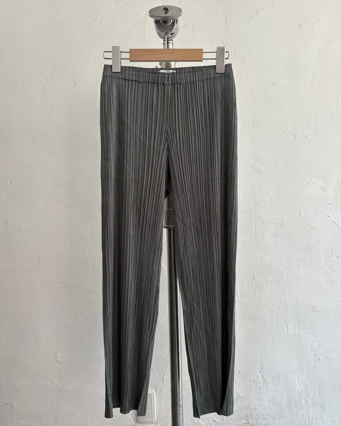PLEATS PLEASE 플리츠플리즈 그레이 플리츠 팬츠 상품이미지6