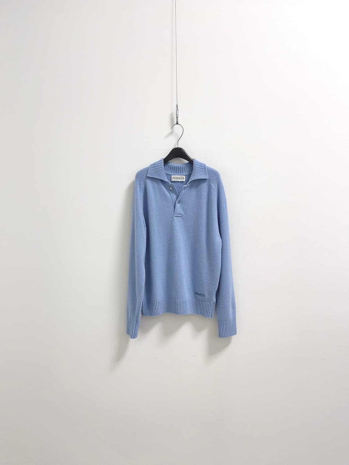 파르벵 울 캐시미어 버튼 카라라 니트 상품이미지3