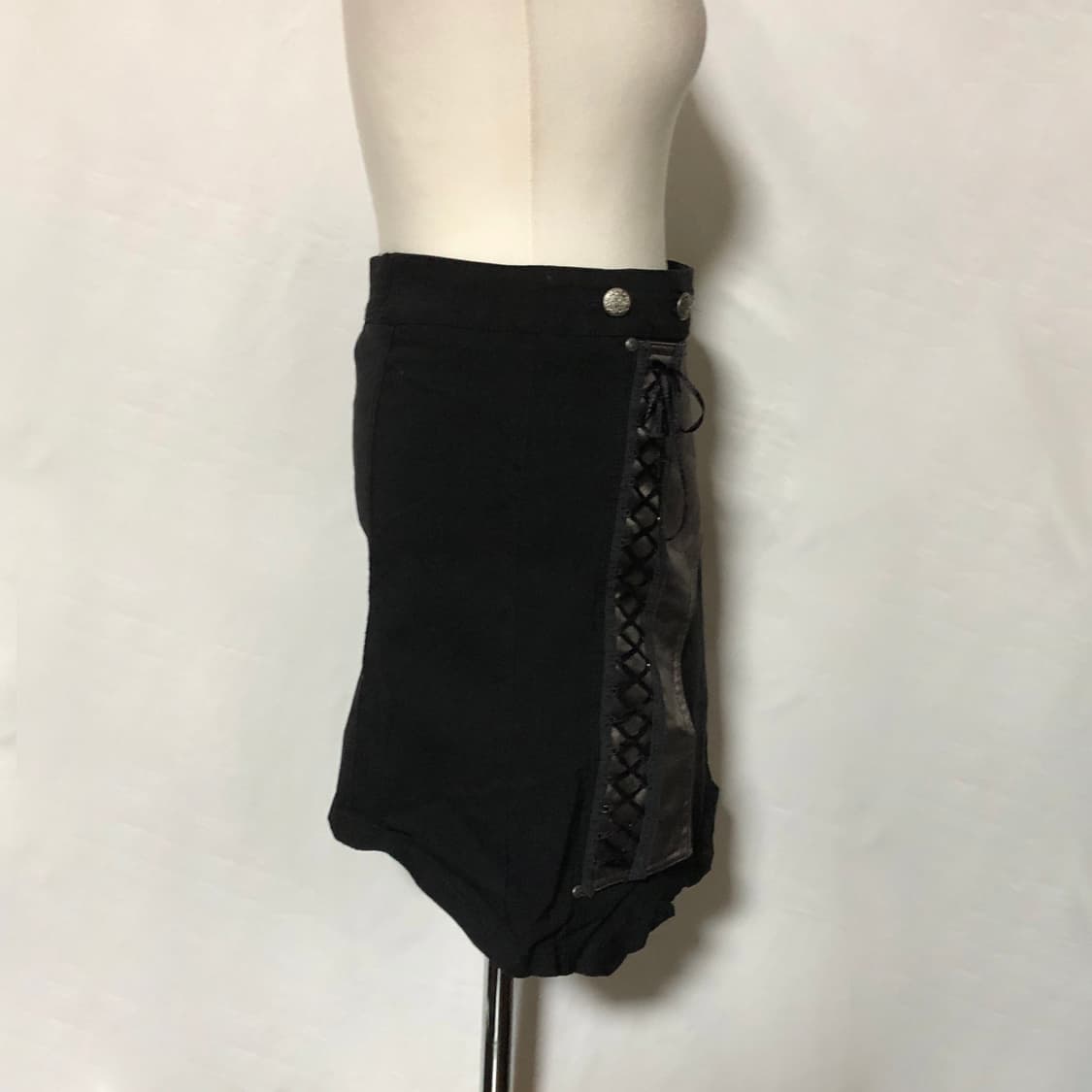 오즈온 버클 스커트 블랙 상품이미지6