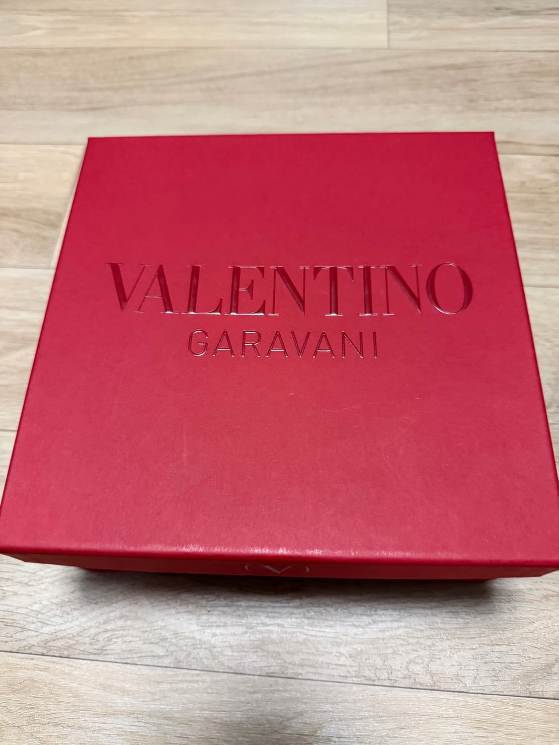 발렌티노 브이 버킷백 화이트 상품이미지8