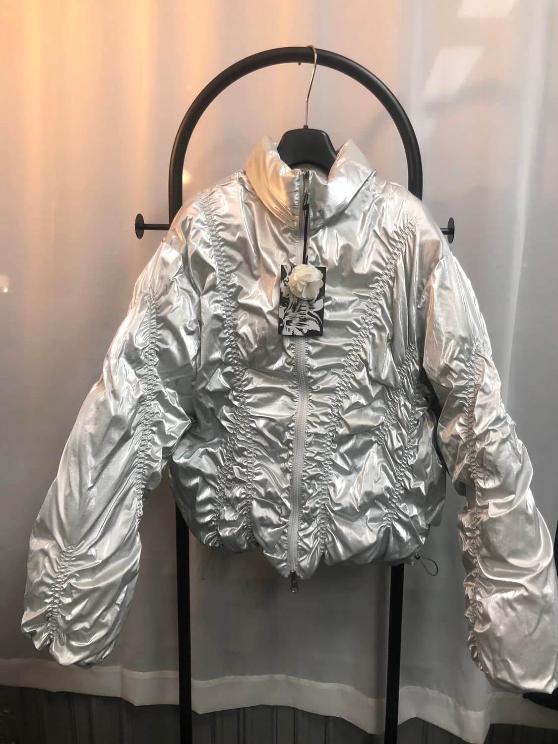 [새상품] Nache 나체 GLARE REVERSIBLE PADDING 상품이미지1