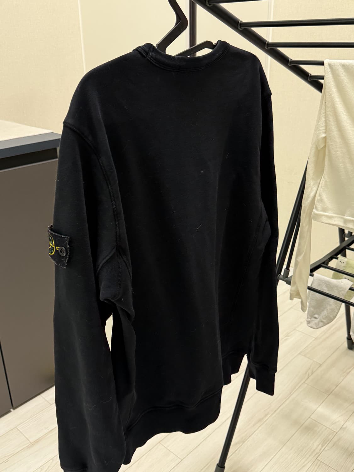 스톤아일랜드 맨투맨 블랙 L 상품이미지3