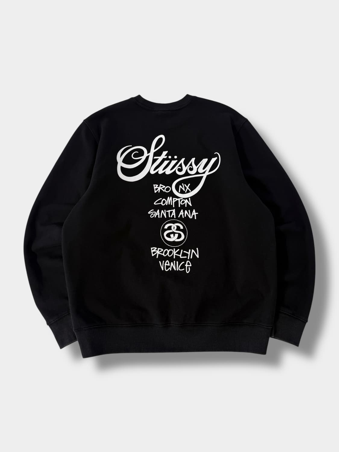 스투시 오버핏 월드투어 블랙 스웻 맨투맨 상품이미지2