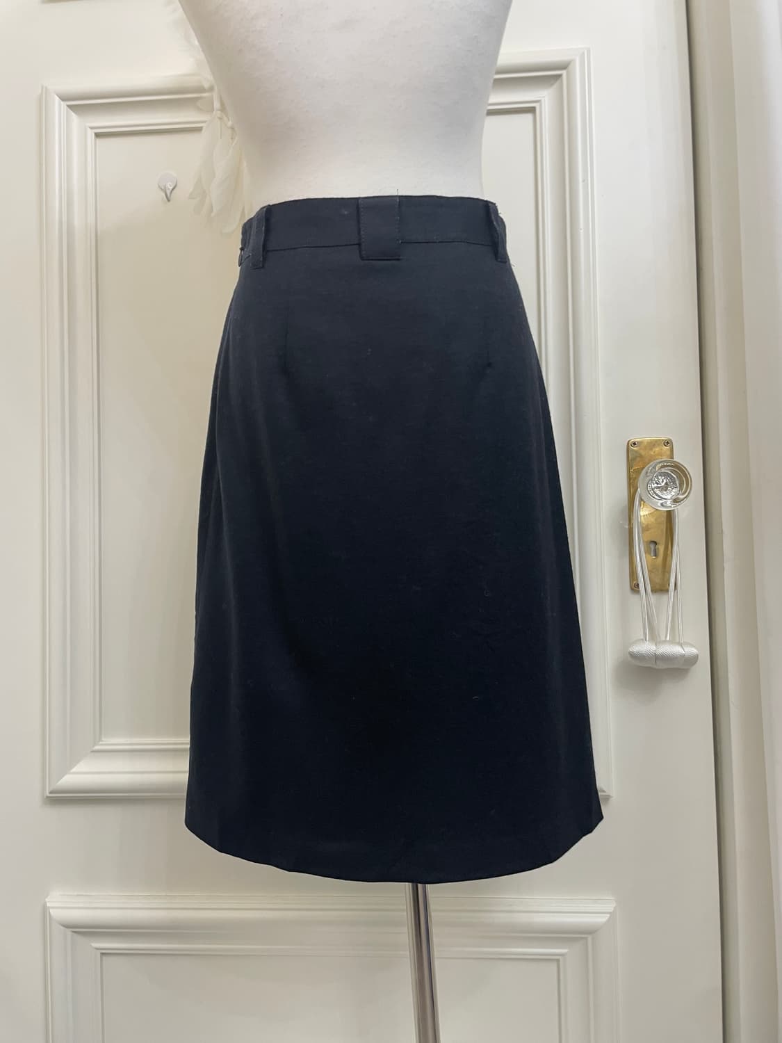dark navy button point pleats midi skirt 상품이미지4