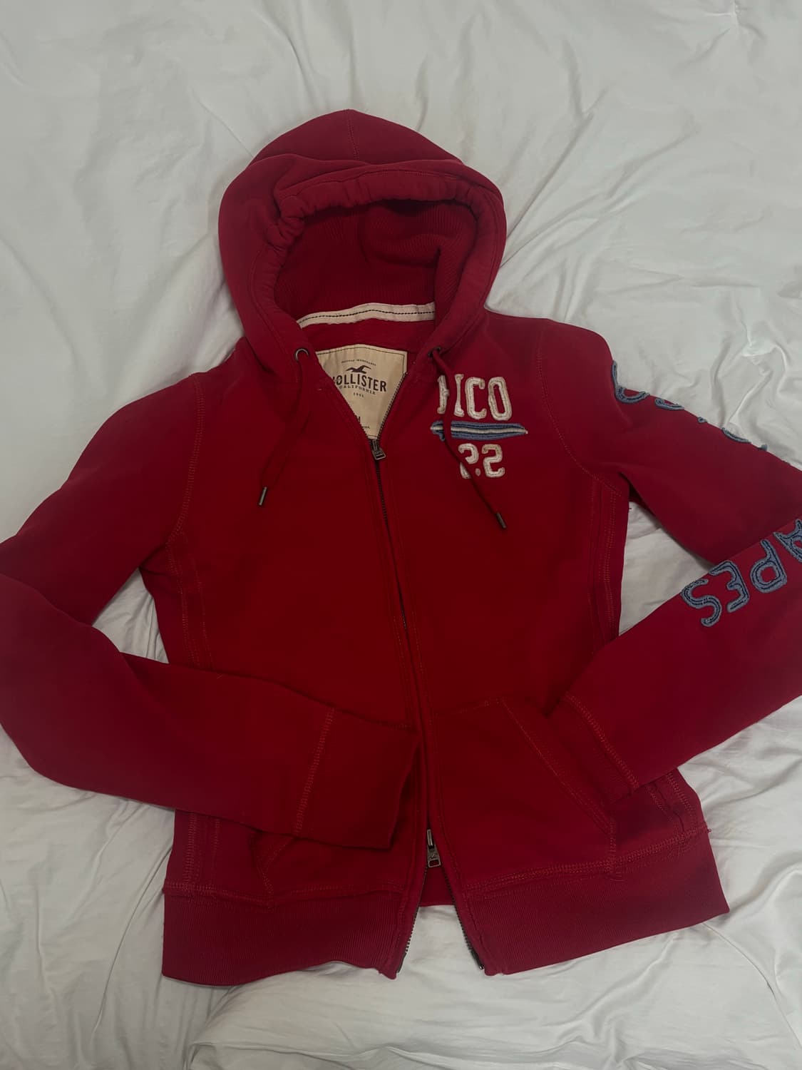 Hollister  레드 후드집업 상품이미지1