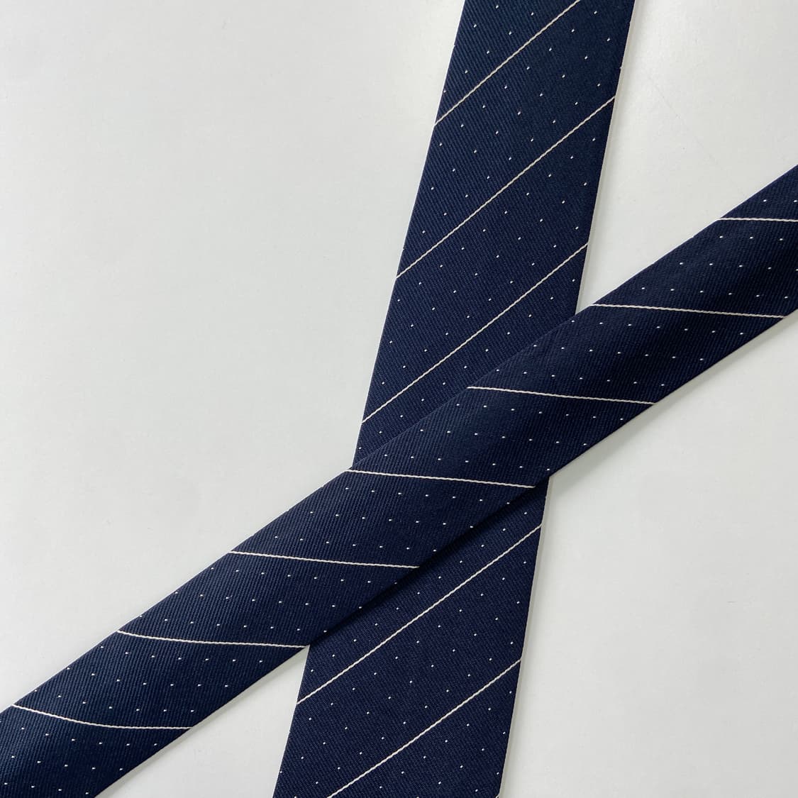 던힐(dunhill) 명품 정품 넥타이 7.7cm 상품이미지4