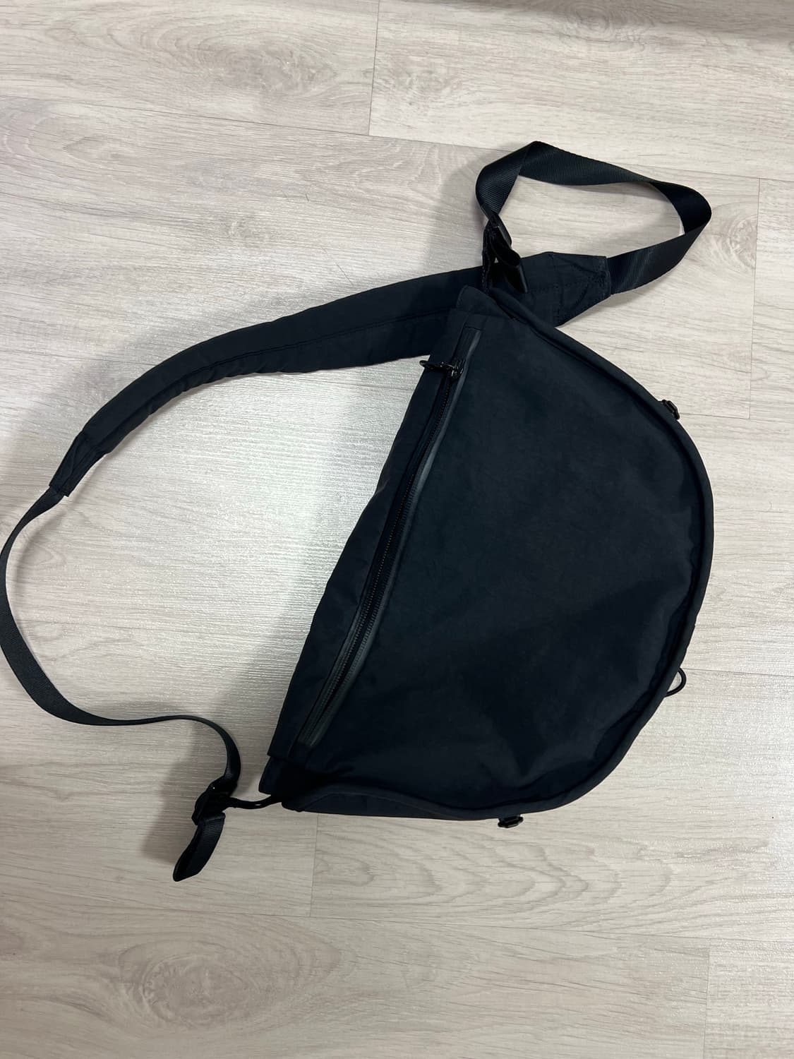 판매)유세지 BD BAG 크로스백 상품이미지3