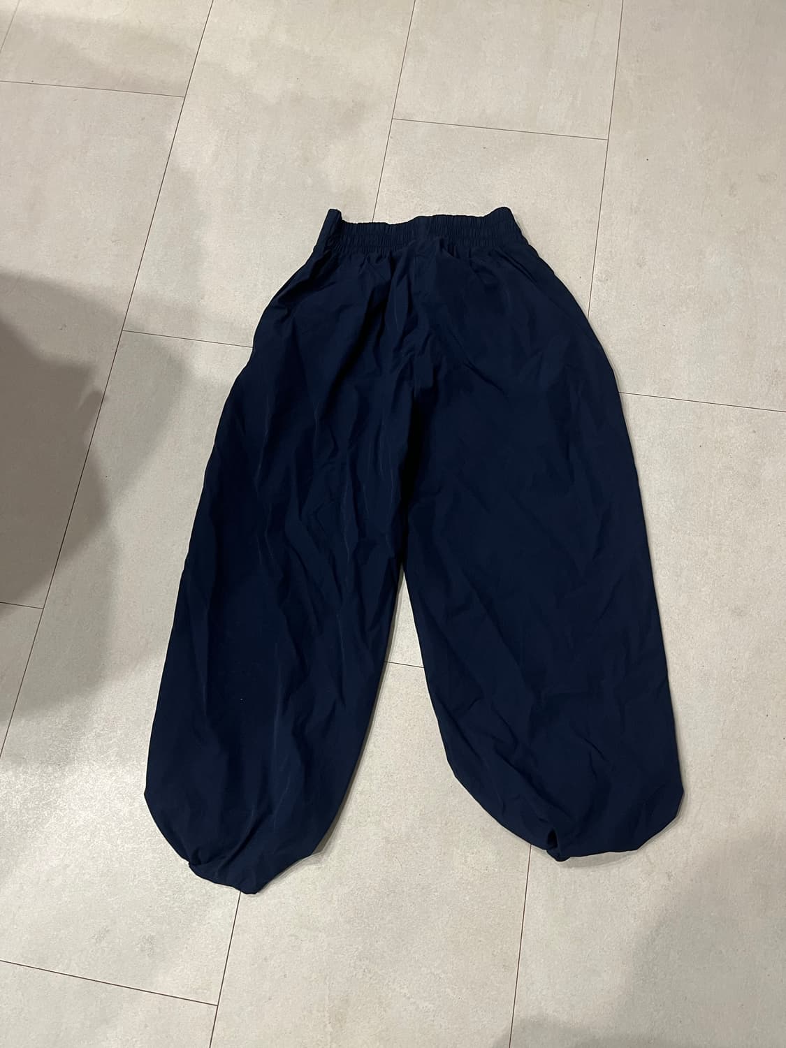 무브웜 하프 밴딩 팬츠 s 네이비 상품이미지5