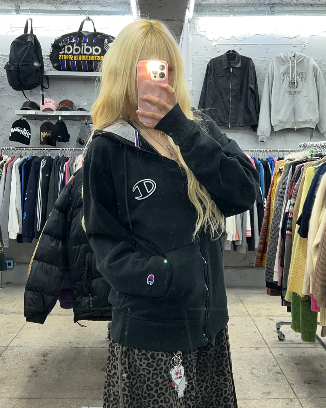 착샷O 챔피온 빅로고 후드집업 상품이미지3