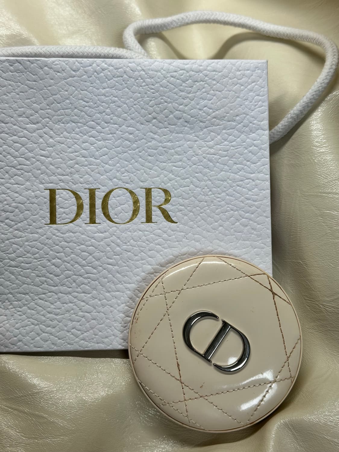 디올 포에버 꾸뛰르 루미나이저 하이라이터 파우더  상품이미지2