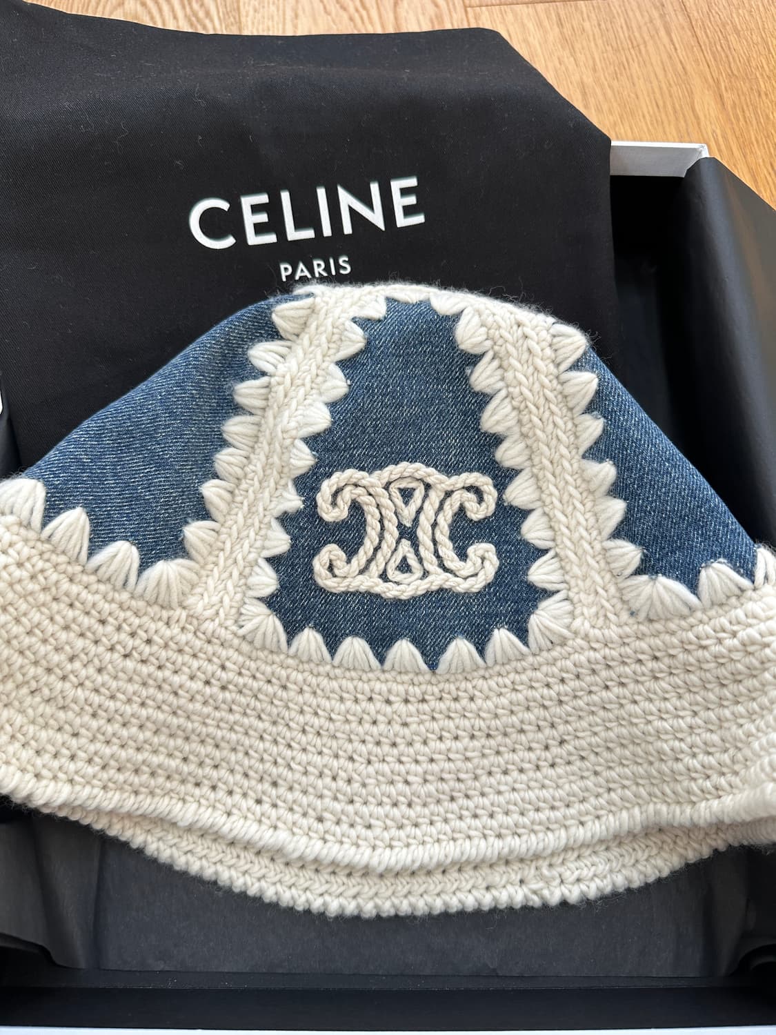 셀린느 버킷햇 클로셰 트리옹프  상품이미지4