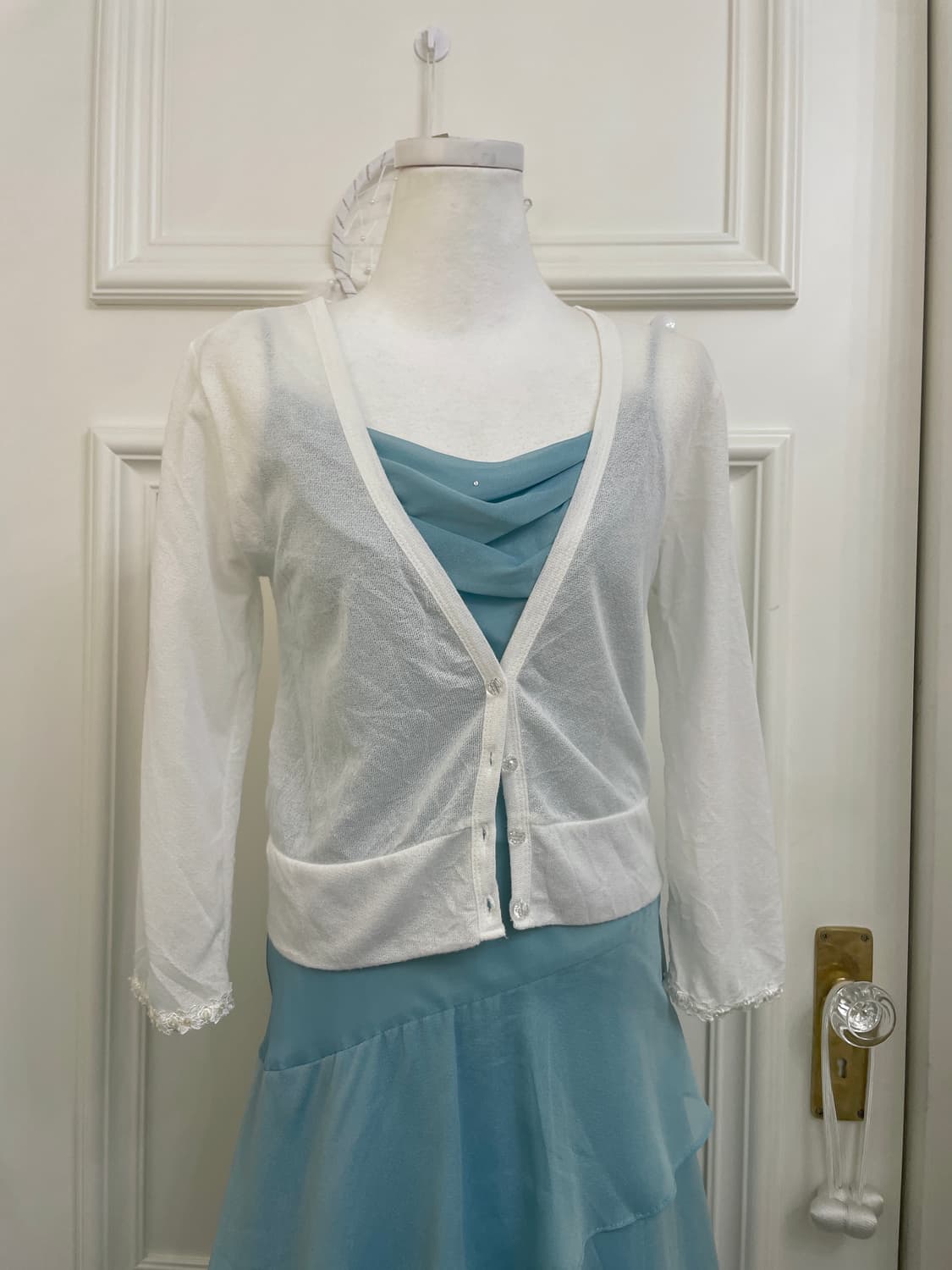 white crystal button crease cardigan 상품이미지1