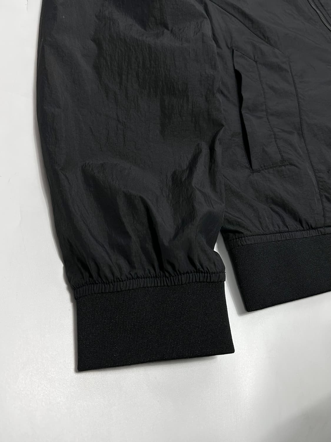 게스 경량 봄버 바람막이 자켓 상품이미지6