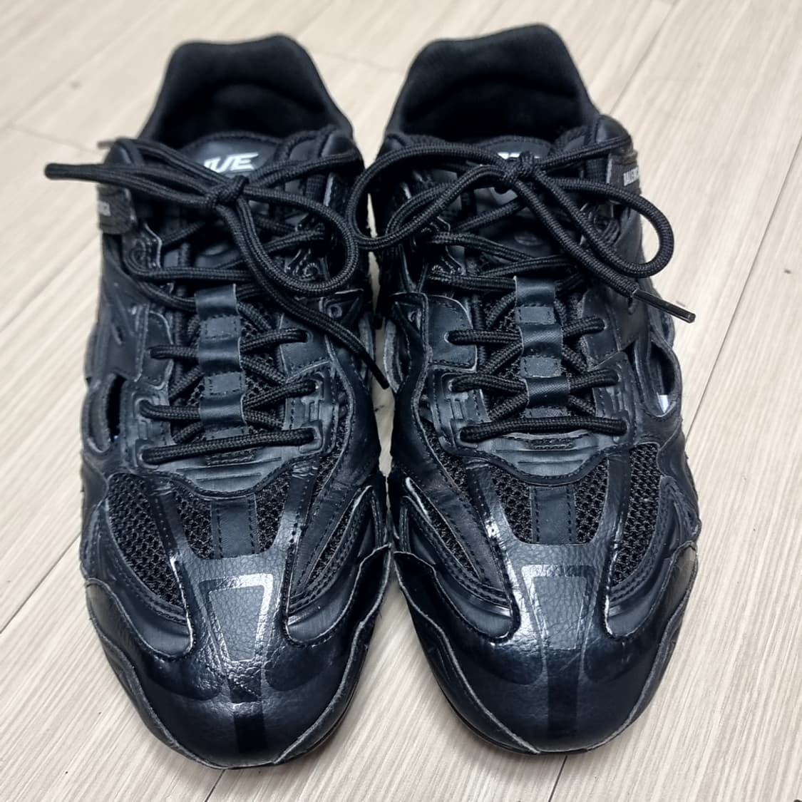 발렌시아가 트랙 스니커즈 블랙(275-280) 상품이미지2