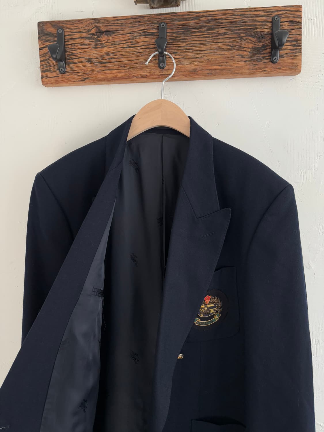 Burberry 버버리 크레스트 로고 네이비 금장 더블 블레이저 상품이미지10