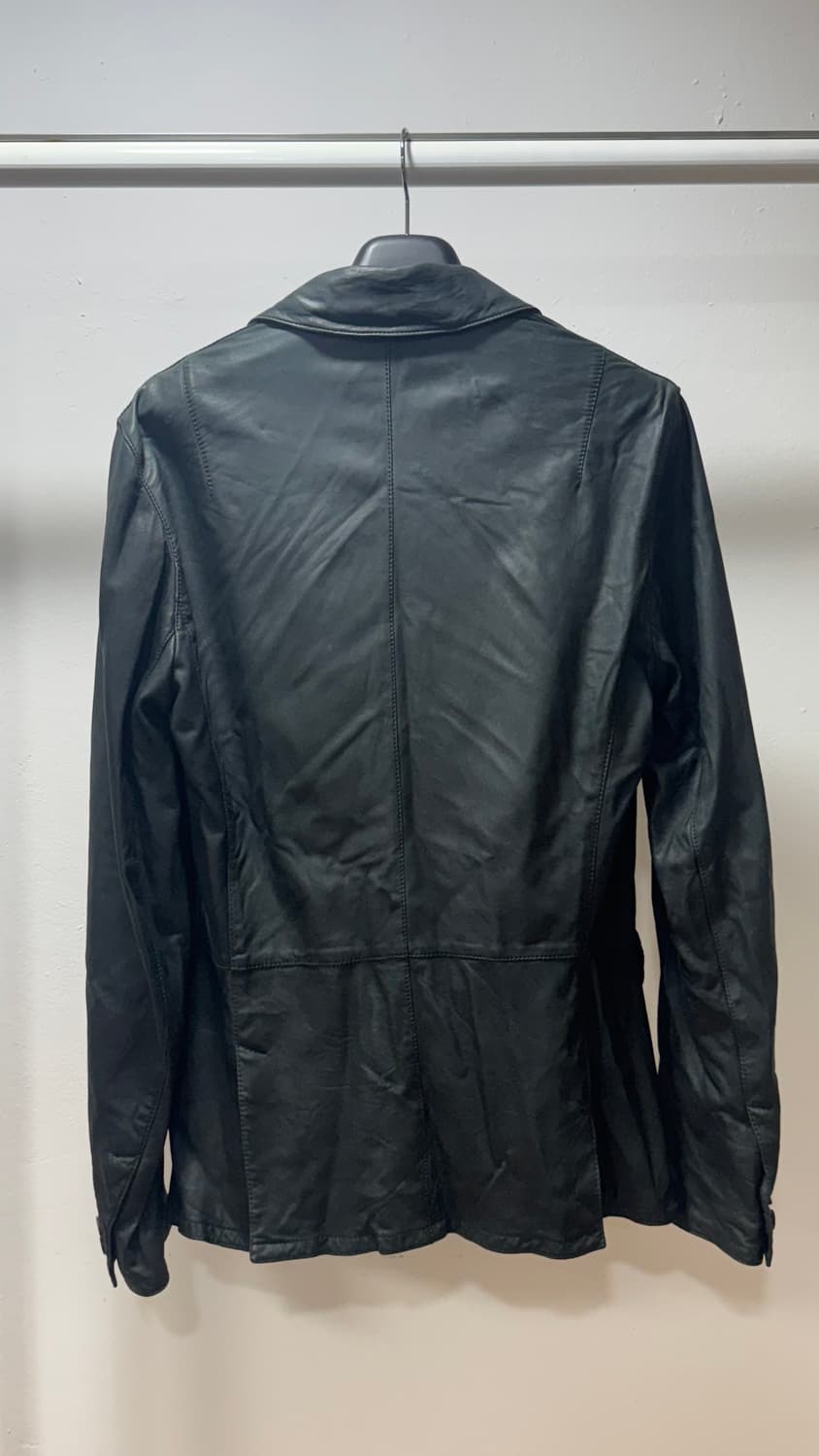 닐바렛 가죽수트 상품이미지2