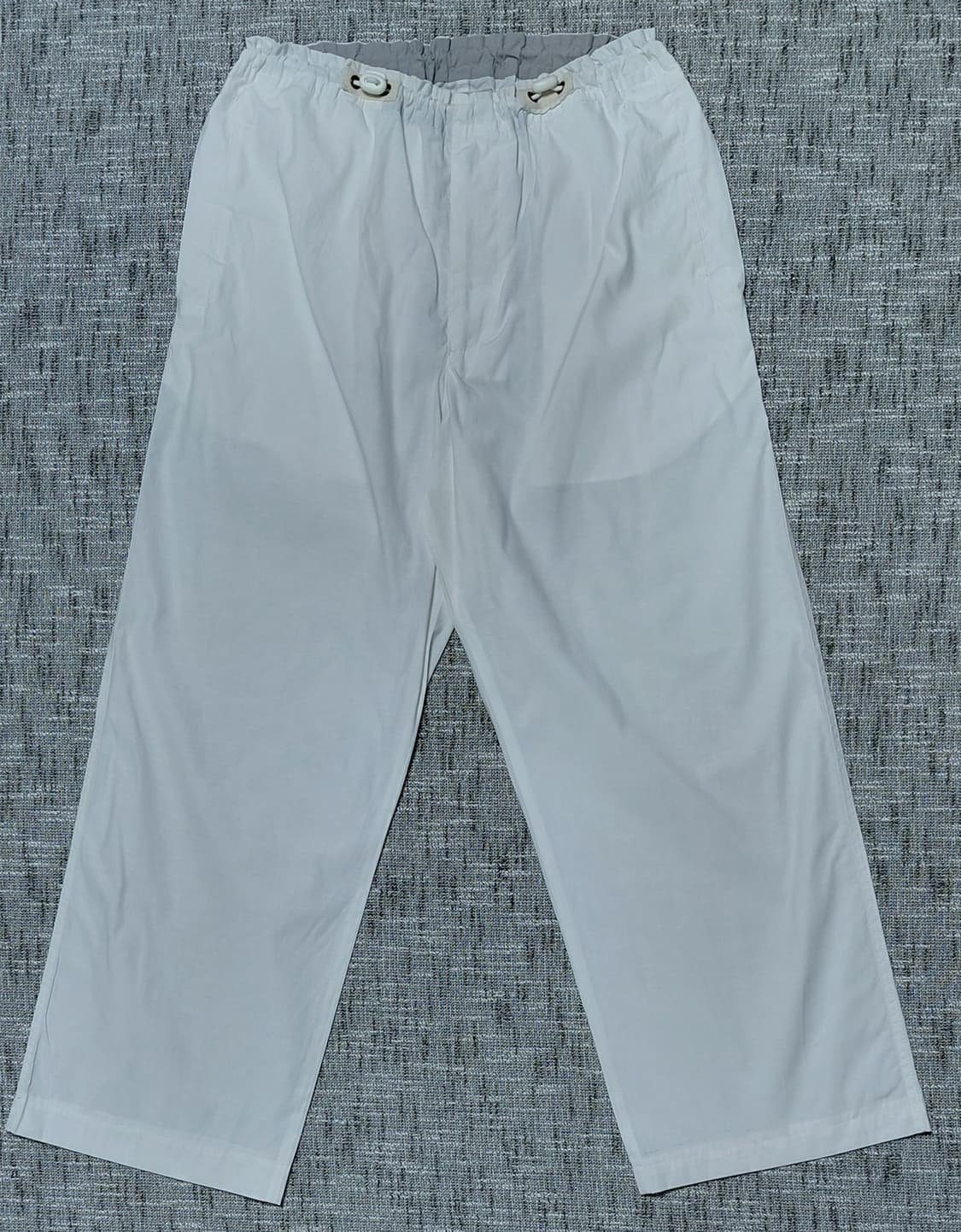 [46] Armani Jeans 테크니컬 스트링 와이드 팬츠 (화이트) 상품이미지1