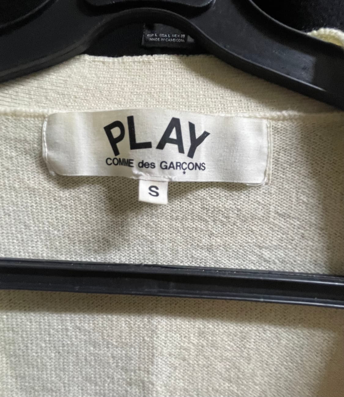 꼼데 가디건 화이트와펜 브이넥 상품이미지5