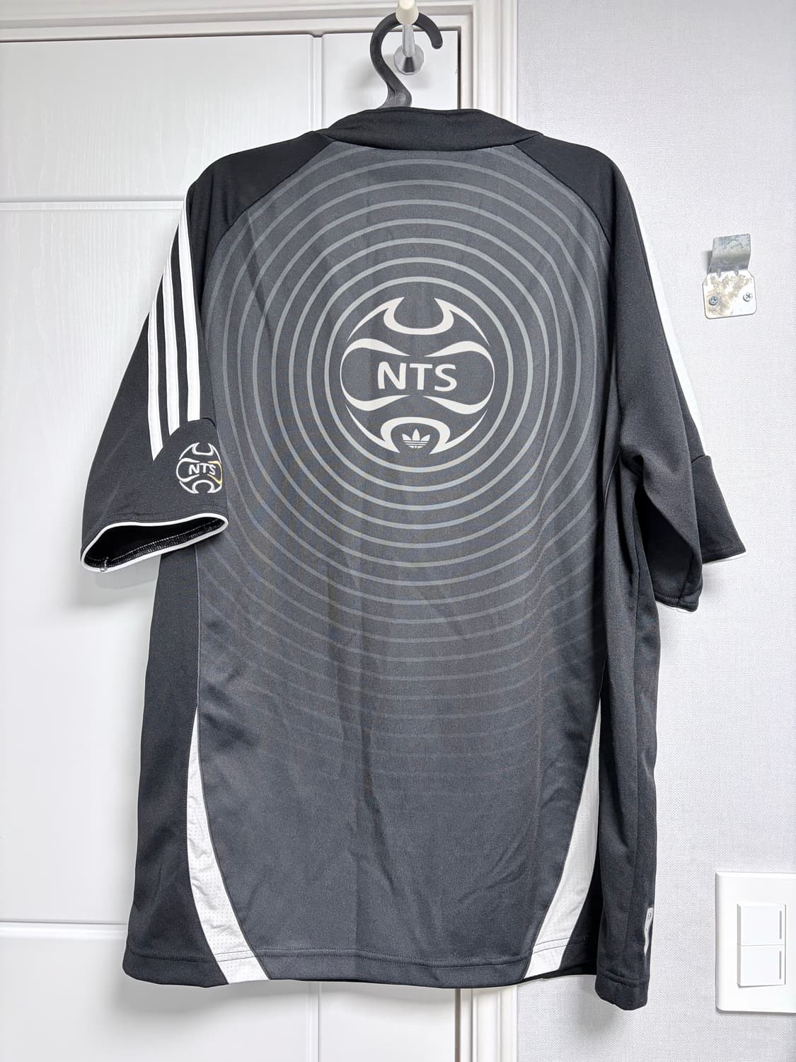 아이다스 nts 상품이미지2