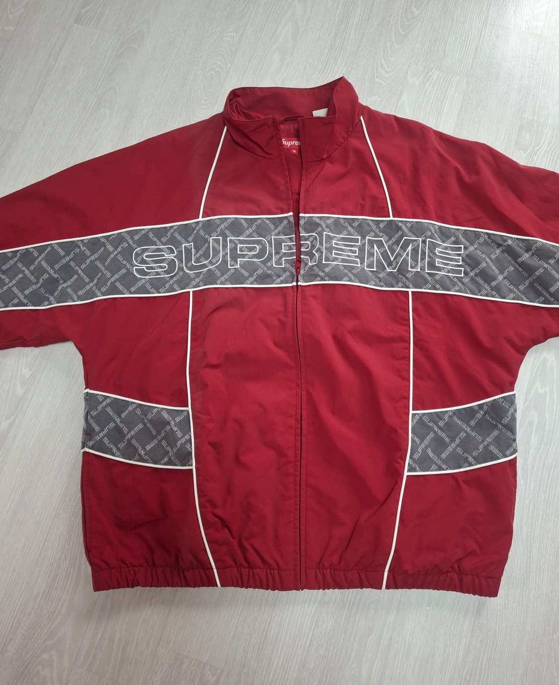 슈프림 바람막이 트랙 자켓 상품이미지5