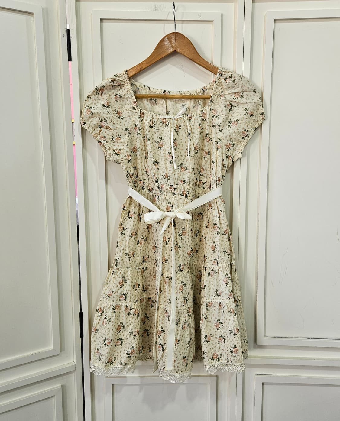 핑크하우스(PINK HOUSE) 로즈 플라워 레이스 원피스 상품이미지1