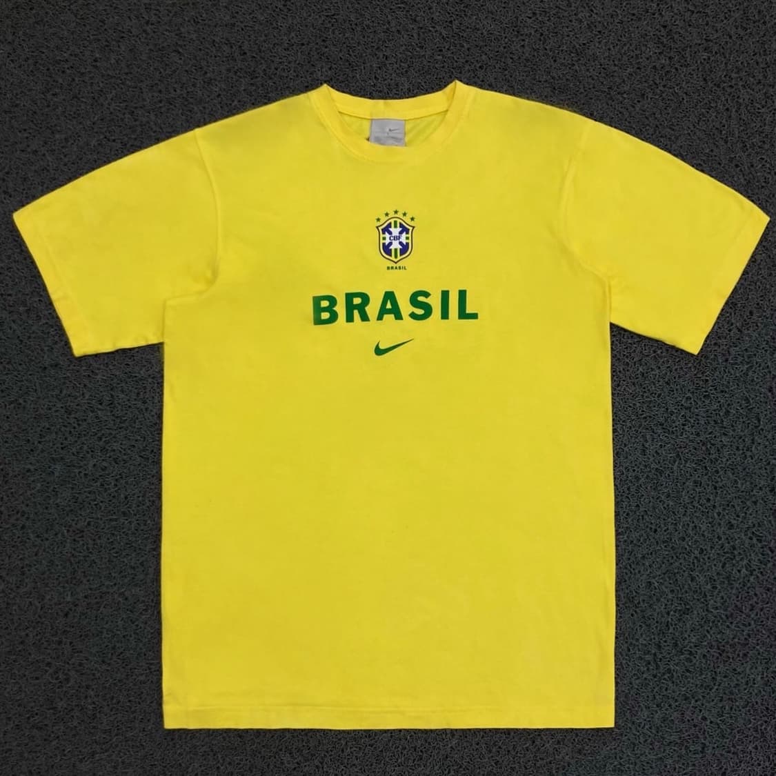 Nike  나이키 브라질 호나우지뉴 반팔 티셔츠 상품이미지1