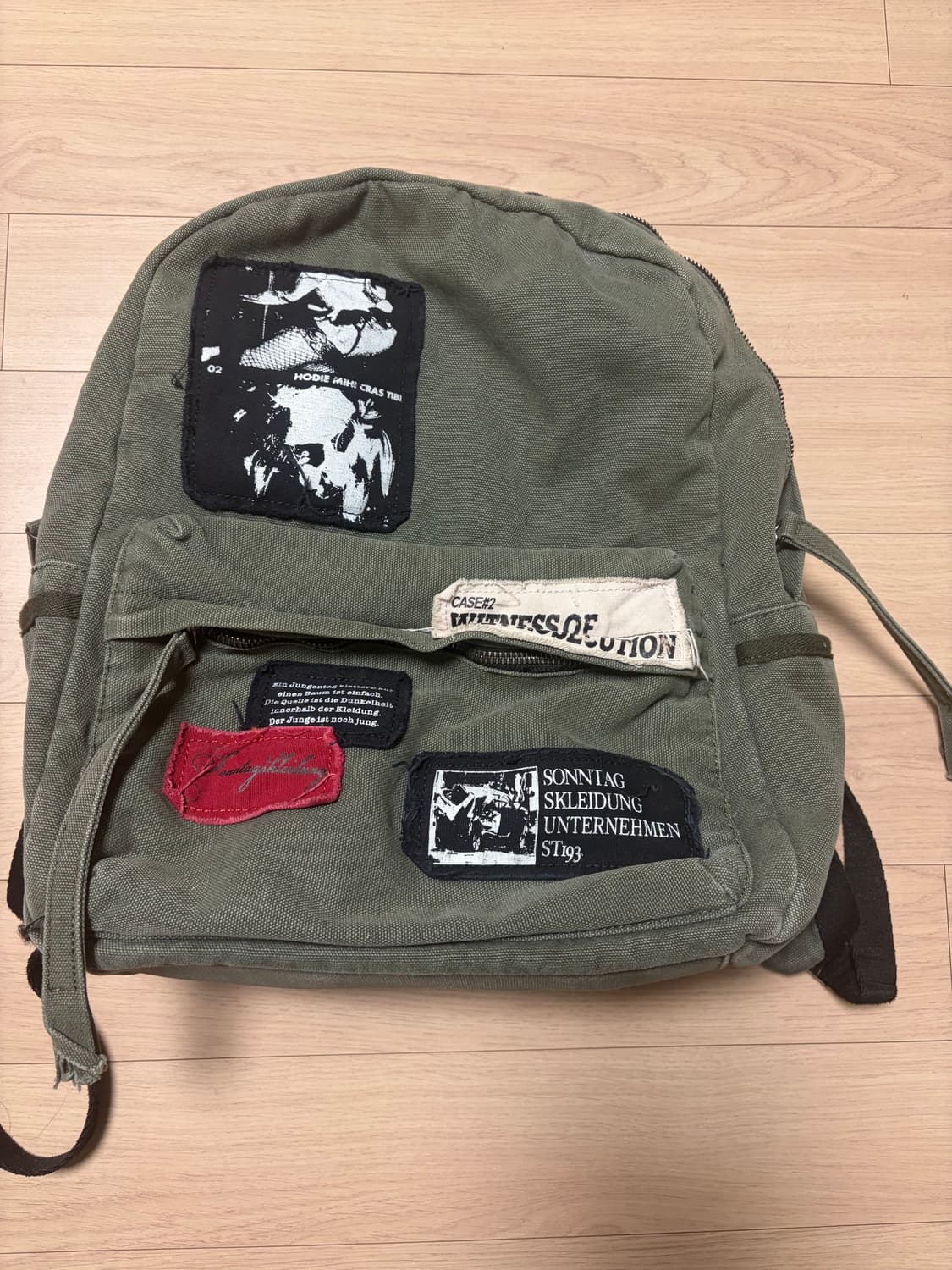 선데이오프클럽 백팩 카키 상품이미지2