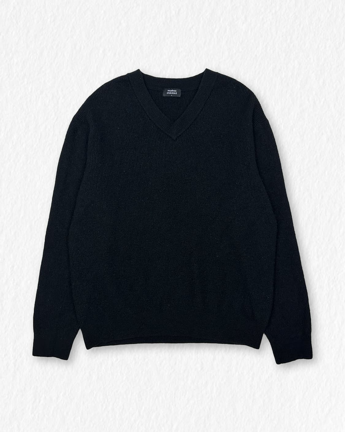 무신사스탠다드 캐시미어 블랜드 브이넥 니트 상품이미지1