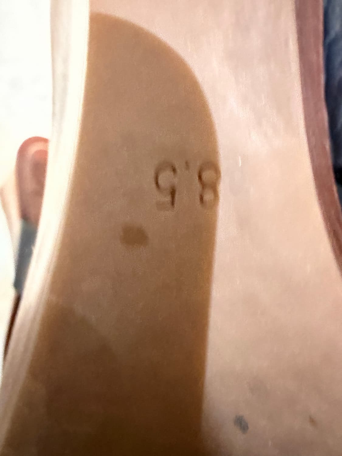 토리버치 블랙 가죽 쪼리 샌들 상품이미지5