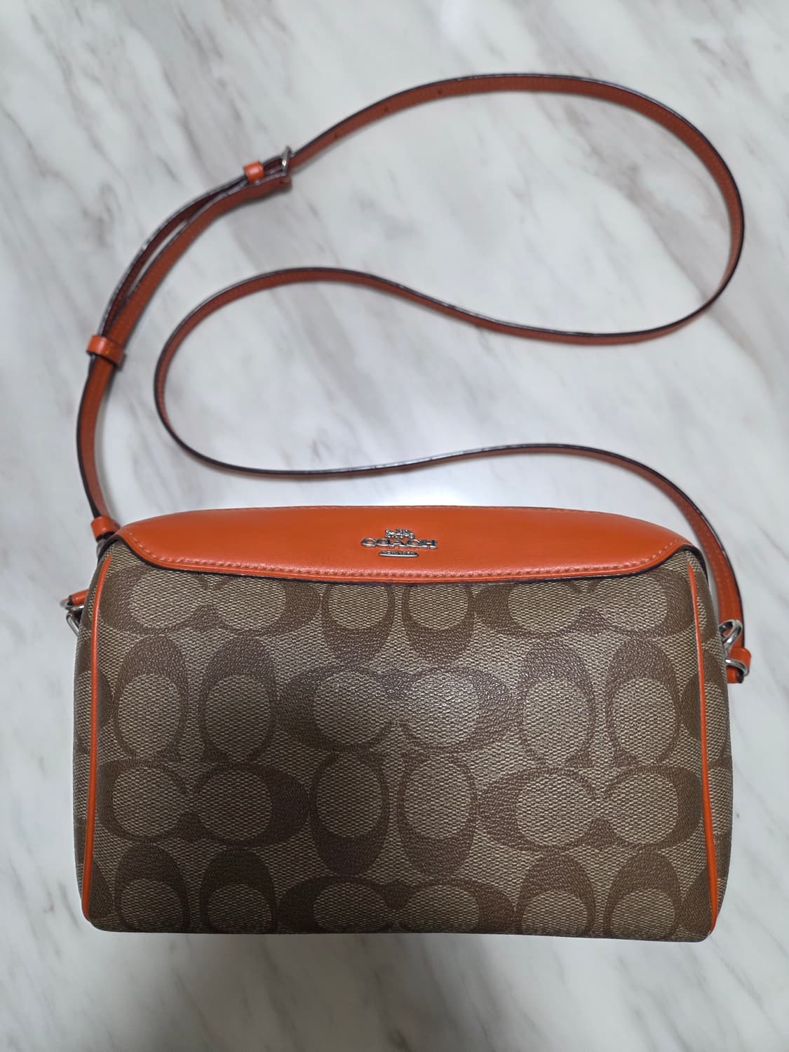 코치 베넷 크로스바디 백 상품이미지1