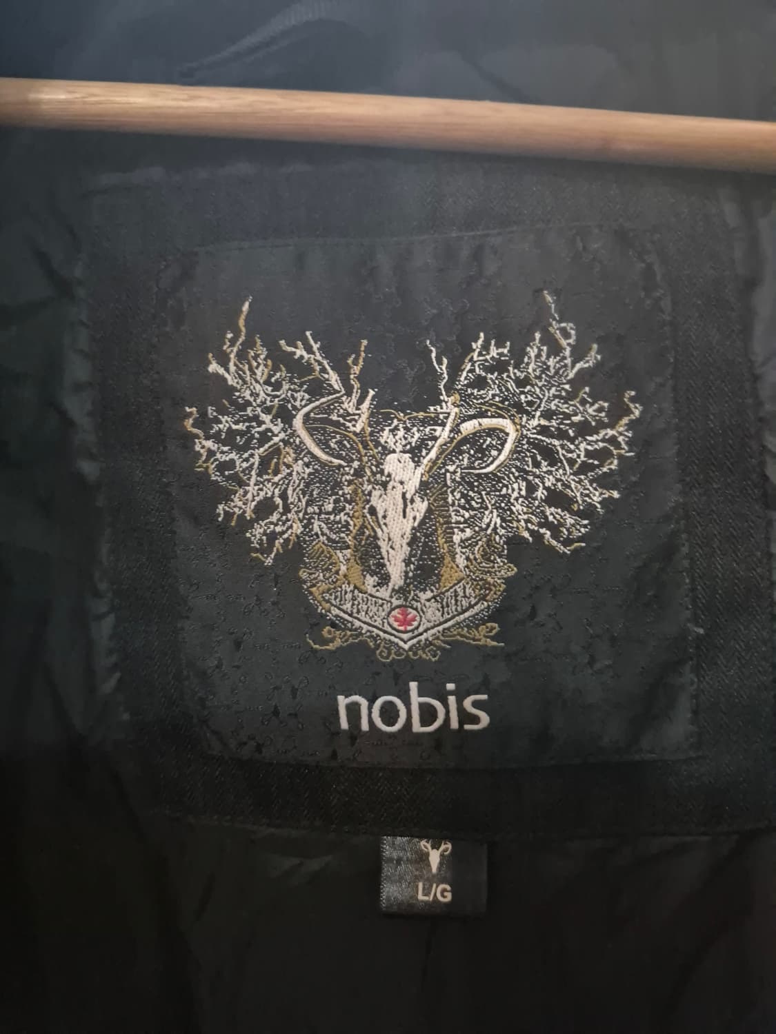 노비스 야테시 블랙 색상 패딩 L 상품이미지4