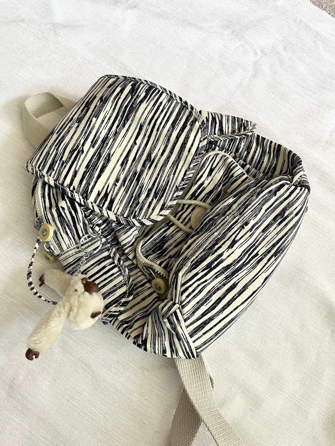 키플링 시티팩 미니 (stripe) 상품이미지1