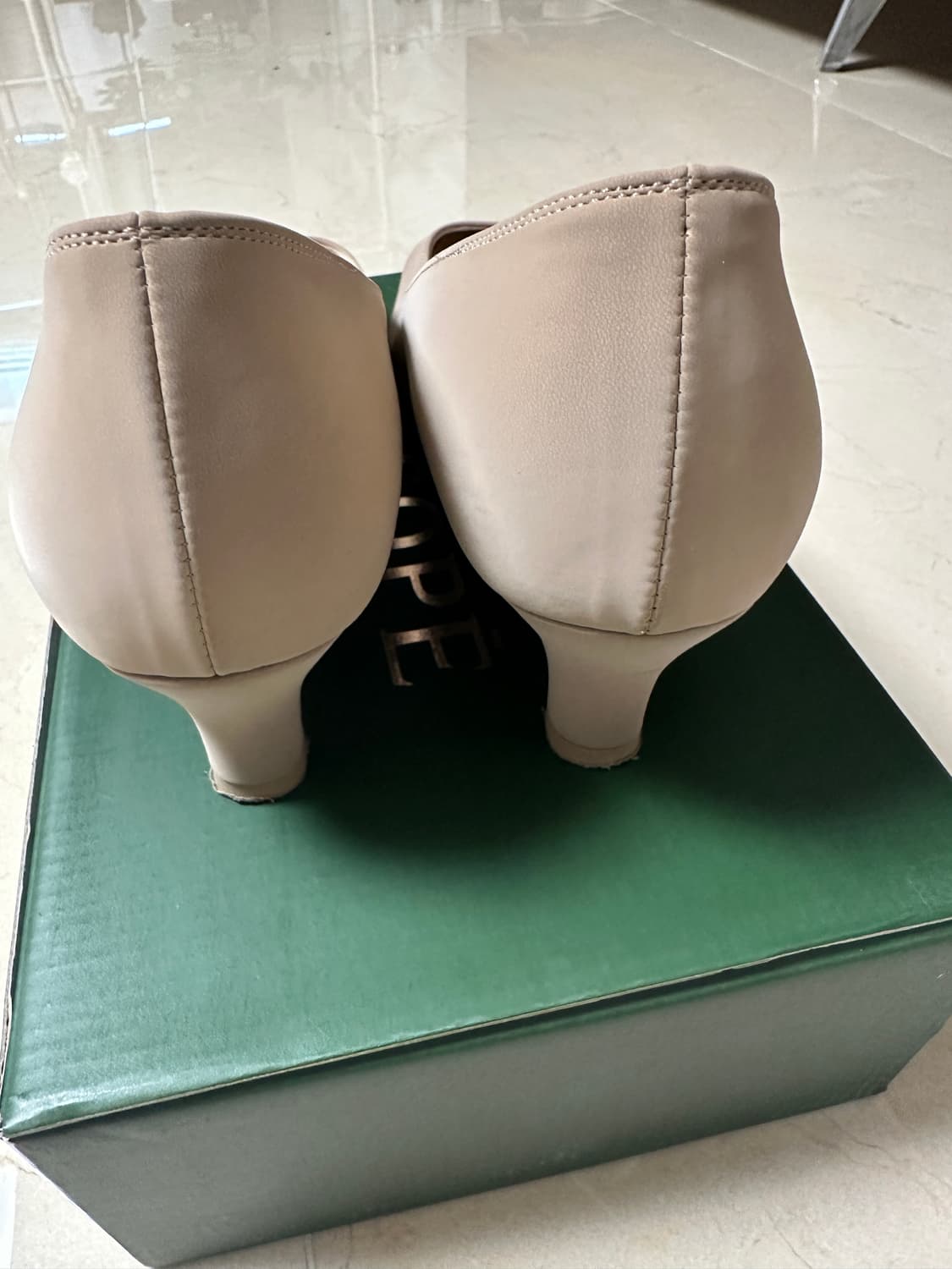 미소페 소가죽 펌프스 5cm 베이지 245 상품이미지7