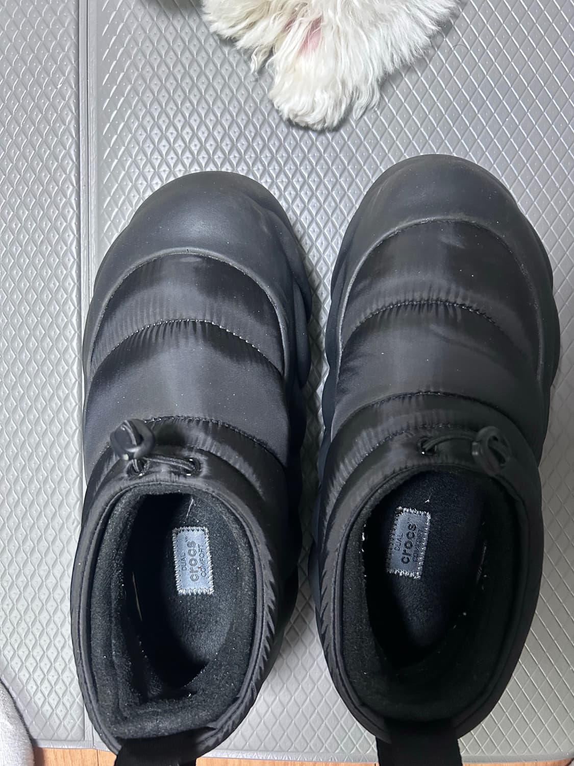 크록스 오버퍼프 쇼티 부츠 블랙 상품이미지2