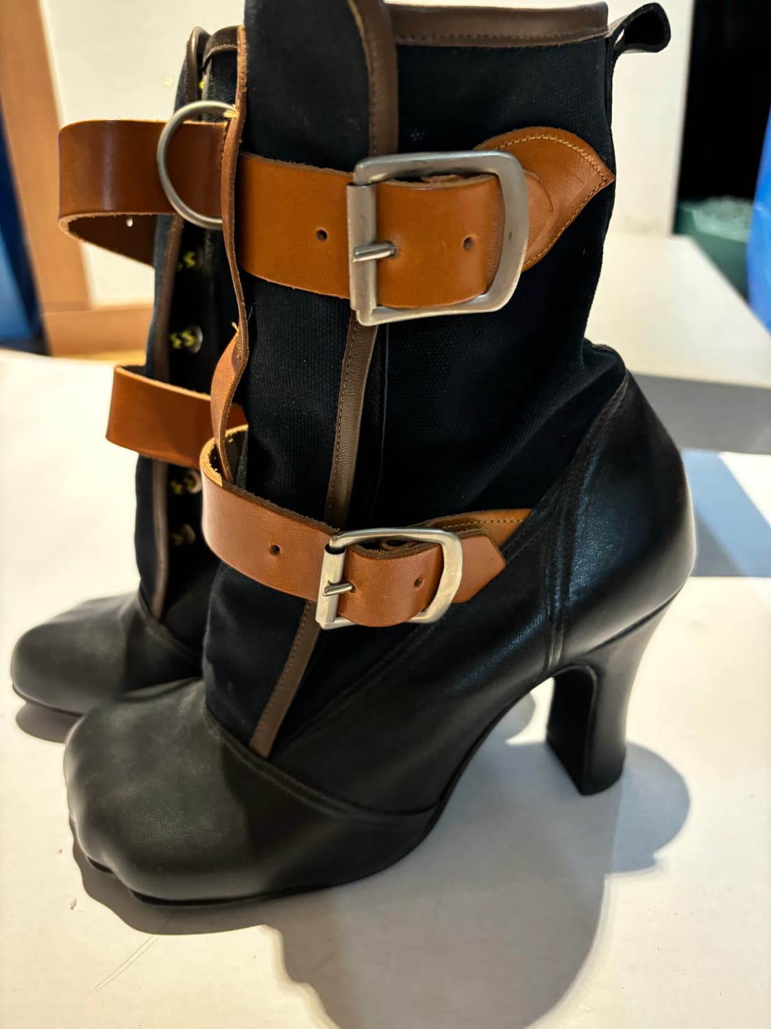 Vivienne Westwood Bondage Boots 상품이미지1