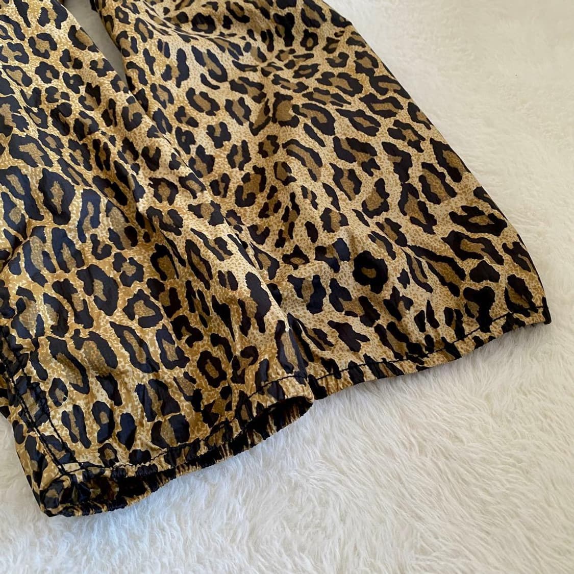 노스페이스 퍼플라벨 30D 퍼텍스 레오파드 프린트 마운틴 윈드 파카 상품이미지7