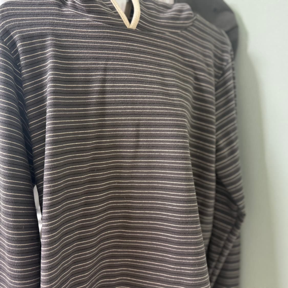 써넥트 스트라이프 후드 Stripe Taped Hoodie 브라운   상품이미지2