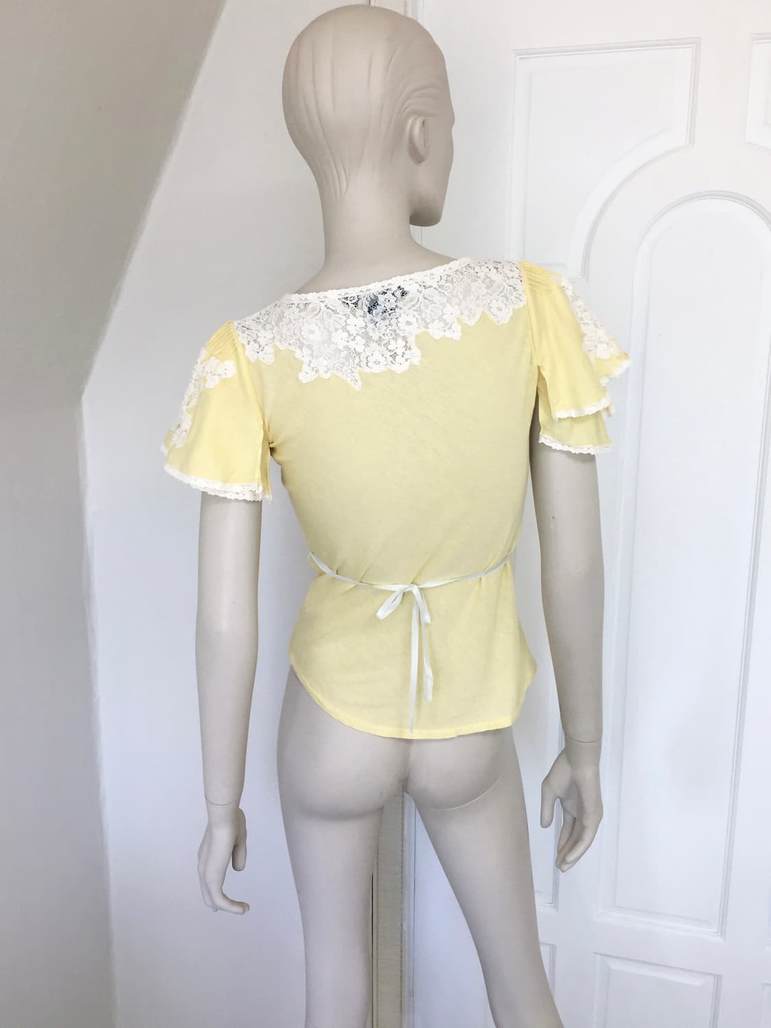 Ralph Lauren Lace Trimmed Lemon  Top 상품이미지4