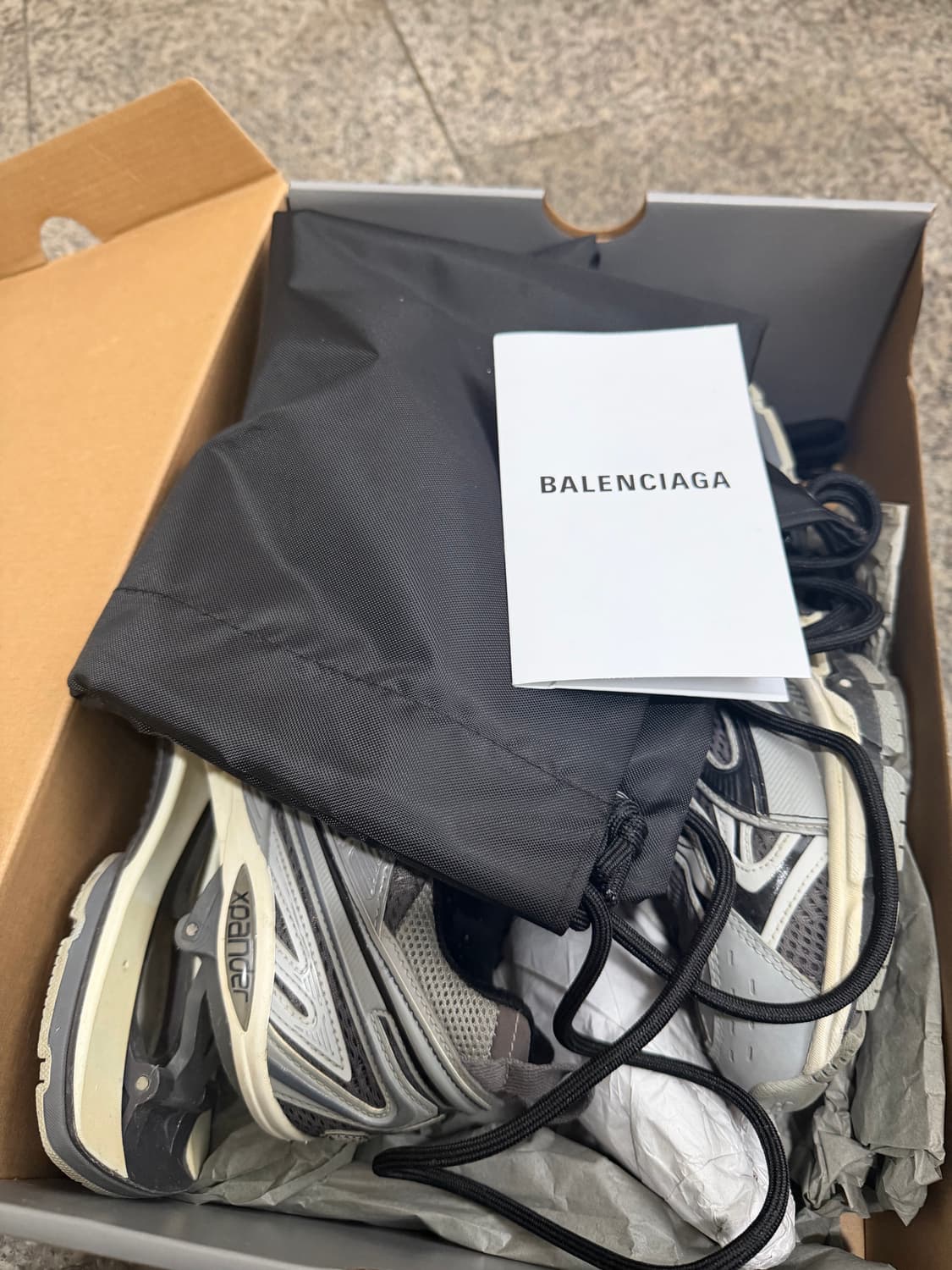 발렌시아가 엑스팬더 그레이 42 상품이미지4