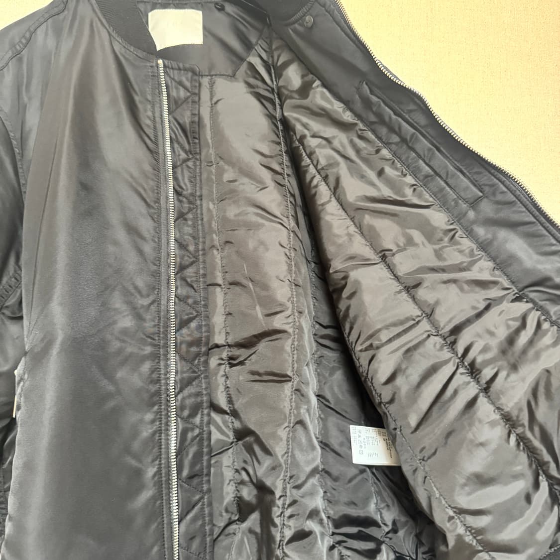 MA-1 항공점퍼 M 팝니다! 상품이미지3