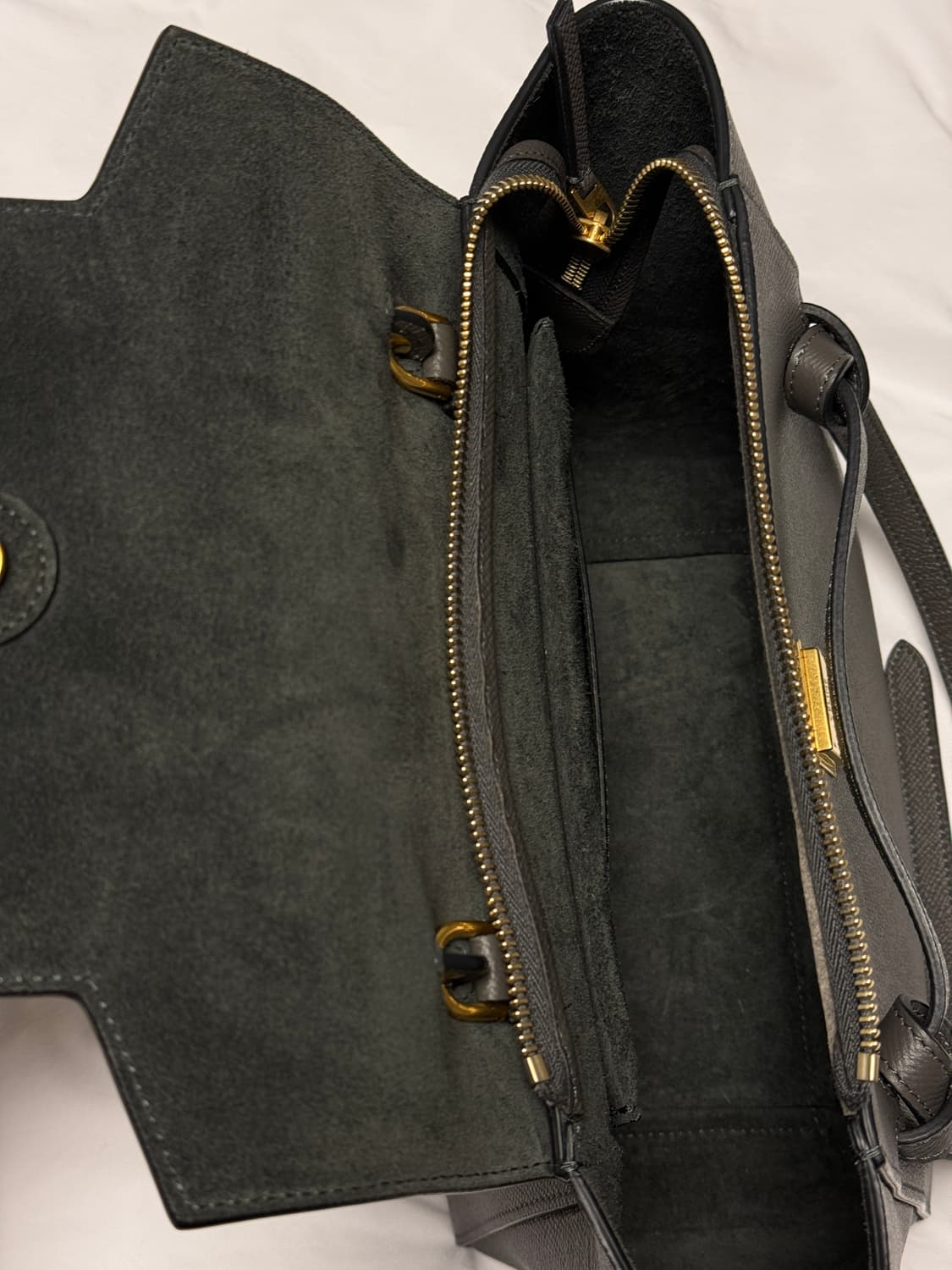 셀린느 벨트백 마이크로 그레이 (보증서, 더스트백 보유) 상품이미지6