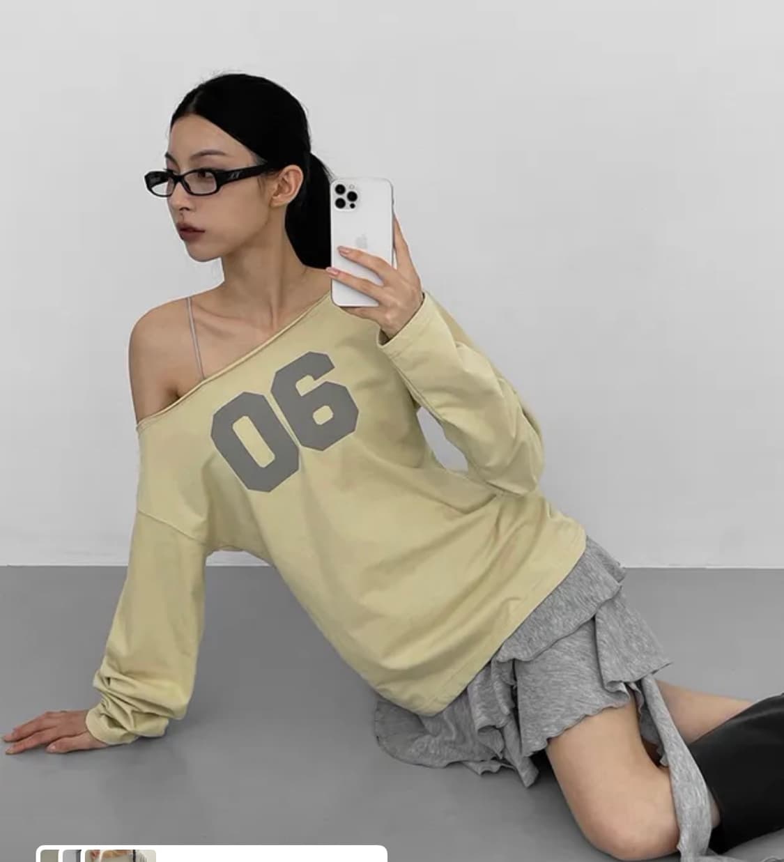 블랙업 오프숄더 옐로우 상품이미지1