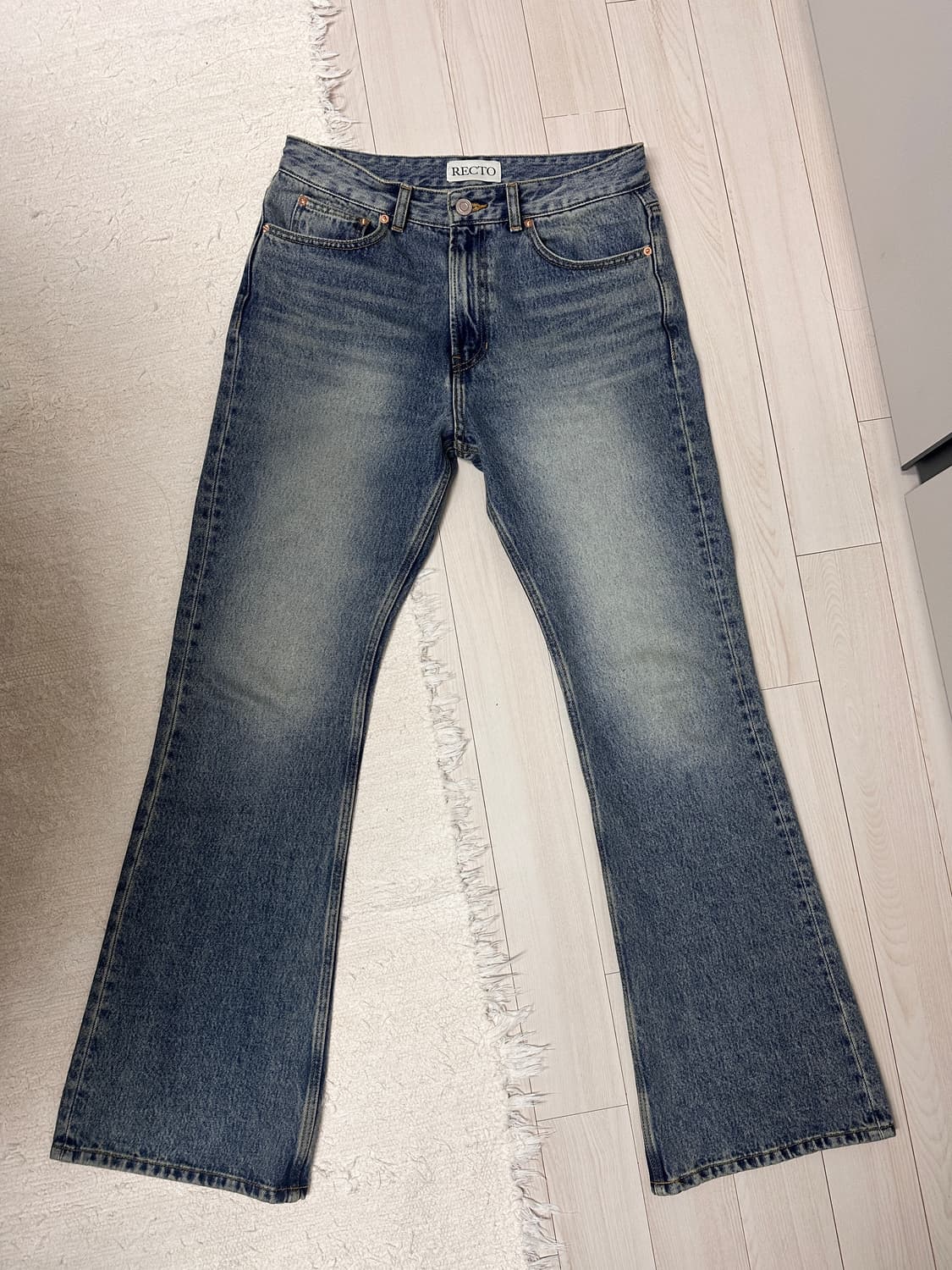 렉토 플레어 데님팬츠 S사이즈 판매 상품이미지1